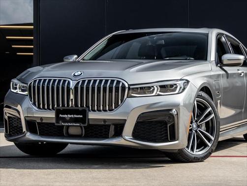 2022 BMW 745e xDrive