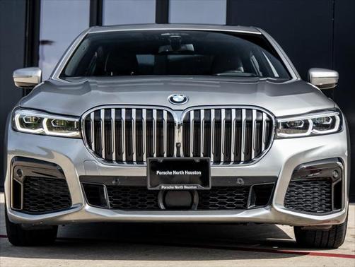 2022 BMW 745e xDrive