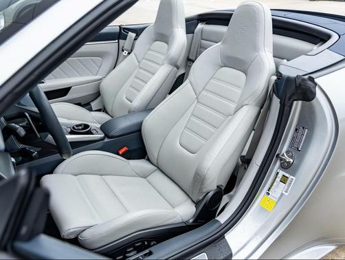 2023 Porsche 911 Turbo S