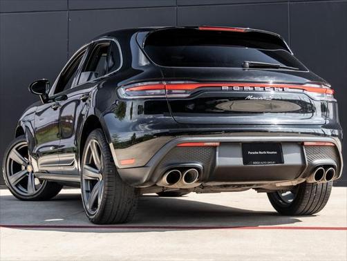 2022 Porsche Macan Base