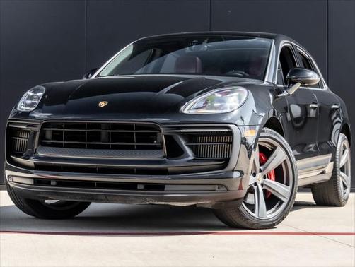 2022 Porsche Macan Base