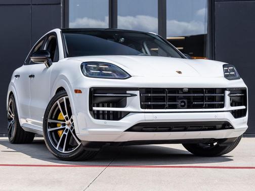 2026 Porsche Cayenne GTS