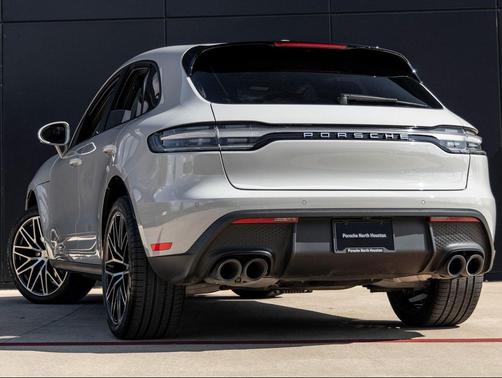 2025 Porsche Macan T