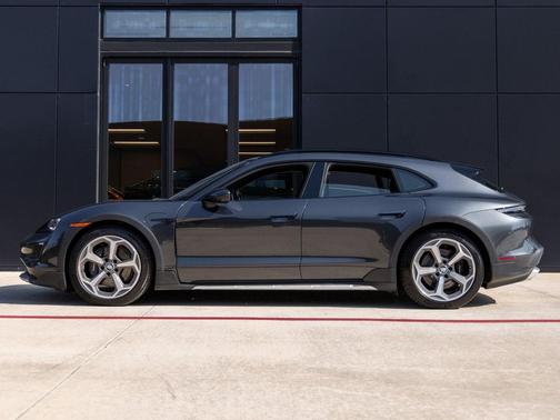 2024 Porsche Taycan 4