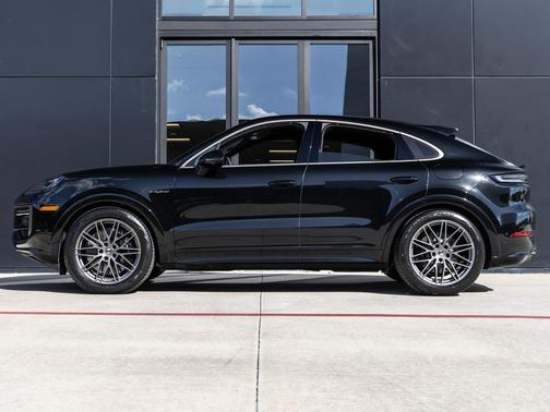 2026 Porsche Cayenne Cayenne Turbo E-Hybrid