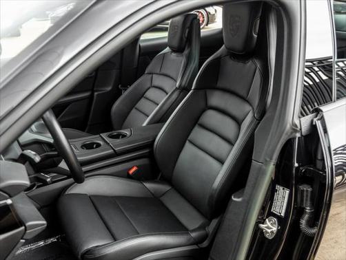 2023 Porsche Taycan