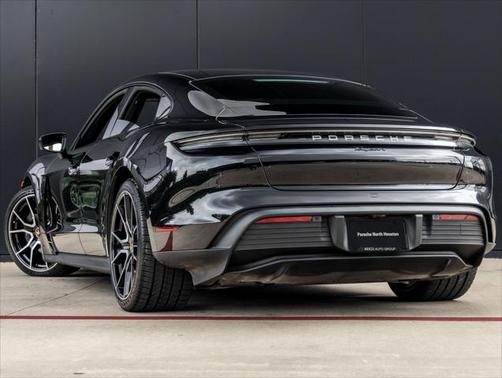 2023 Porsche Taycan