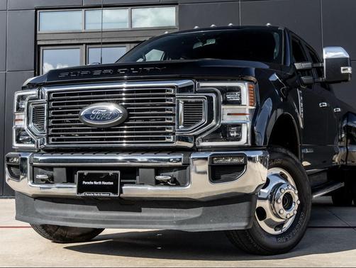 2022 Ford F-350 Lariat