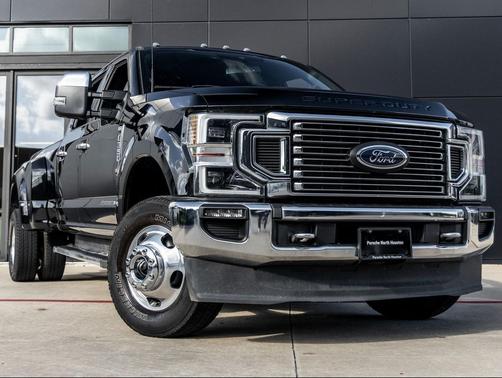 2022 Ford F-350 Lariat
