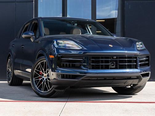 2025 Porsche Cayenne S