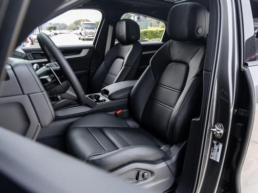 2026 Porsche Cayenne S