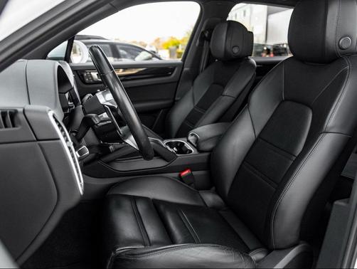 2023 Porsche Cayenne Cayenne