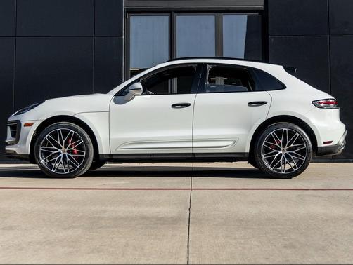 2023 Porsche Macan S
