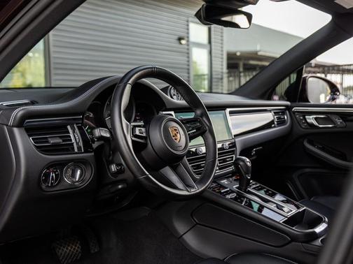 2023 Porsche Macan S