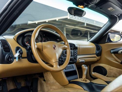 2003 Porsche Boxster 