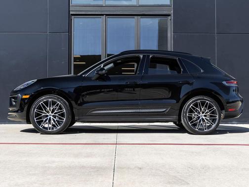 2025 Porsche Macan 