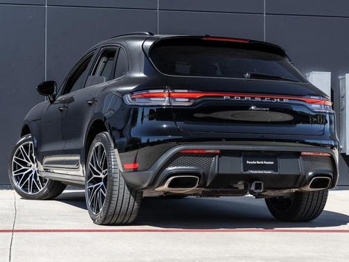 2025 Porsche Macan T