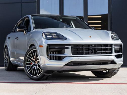 2025 Porsche Cayenne S