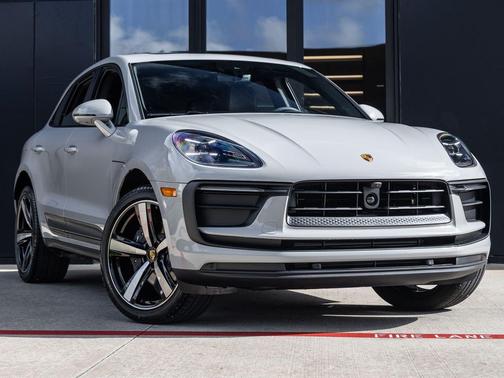 Chalk 2026 Porsche Macan Macan