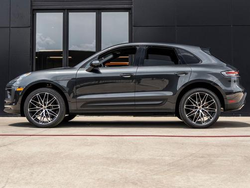 Volcano Grey Metallic 2026 Porsche Macan Macan