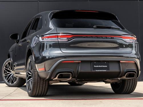 Volcano Grey Metallic 2026 Porsche Macan