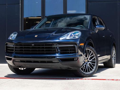 Moonlight Blue Metallic 2019 Porsche Cayenne Cayenne