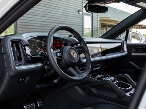 2026 Porsche Cayenne S