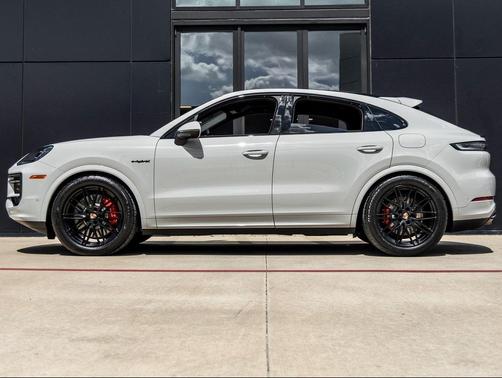 2026 Porsche Cayenne S
