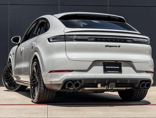 2026 Porsche Cayenne S