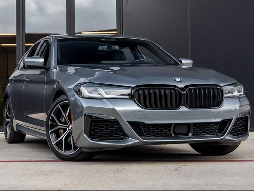 2022 BMW 540 i