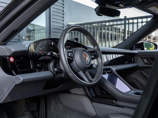 2022 Porsche Taycan 4S