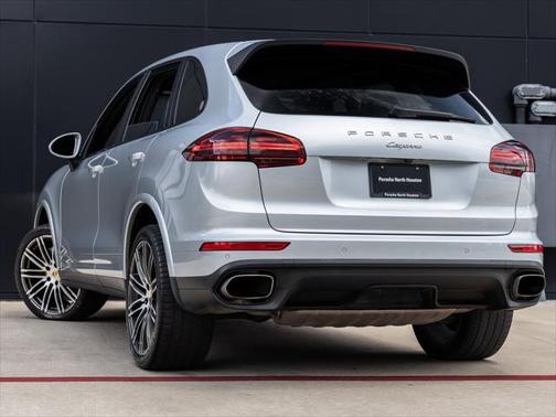 2018 Porsche Cayenne Platinum Edition