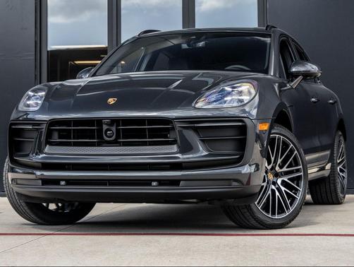 2026 Porsche Macan 