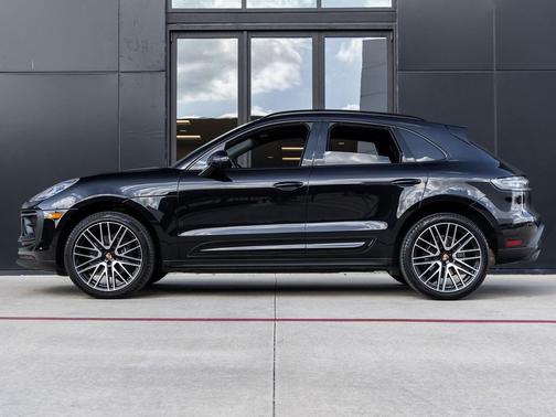 2023 Porsche Macan T