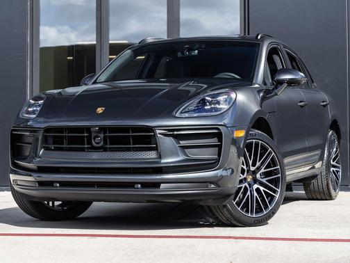 Volcano Grey Metallic 2026 Porsche Macan Macan