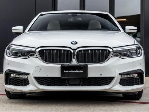 2018 BMW 530 530i