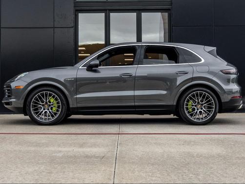 2023 Porsche Cayenne Cayenne E-Hybrid