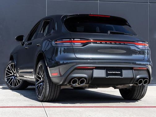 2026 Porsche Macan 