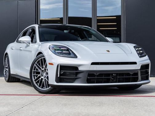 2026 Porsche Panamera 