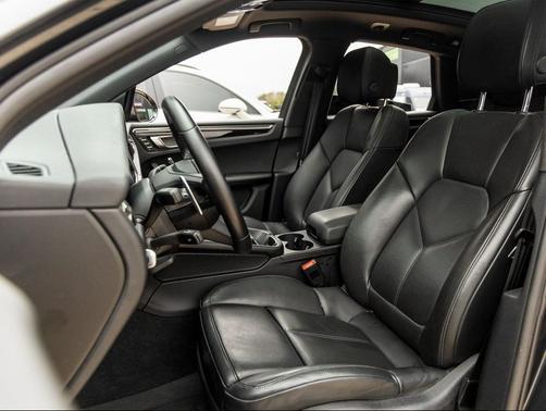 2024 Porsche Macan S