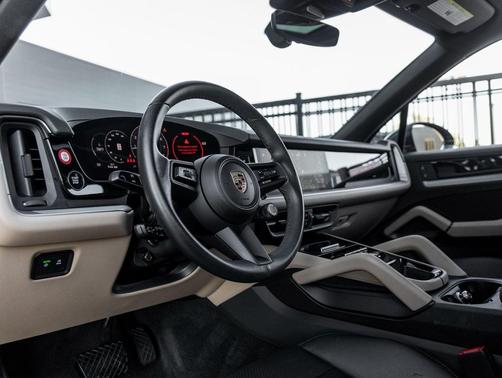 2024 Porsche Cayenne Cayenne