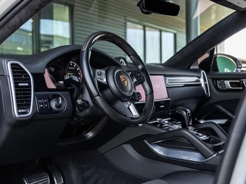 2022 Porsche Cayenne Cayenne Turbo S E-Hybrid