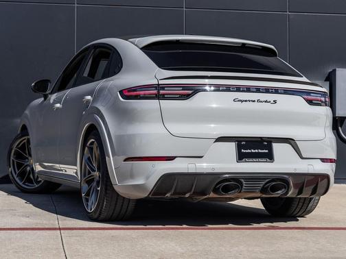 2022 Porsche Cayenne Cayenne Turbo S E-Hybrid