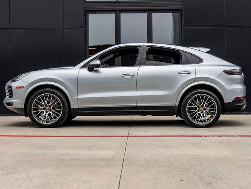 Dolomite Silver Metallic 2021 Porsche Cayenne S