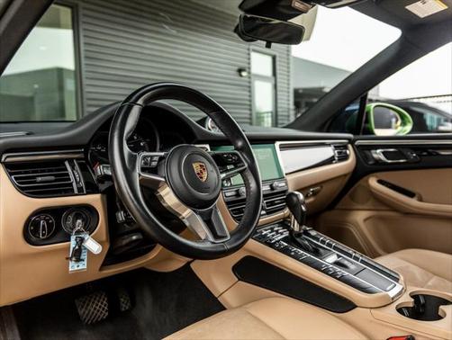 2019 Porsche Macan Base