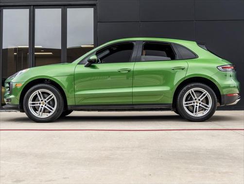 2019 Porsche Macan Base