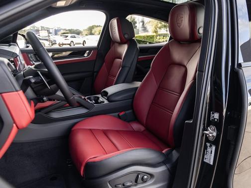 2026 Porsche Cayenne Cayenne S E-Hybrid