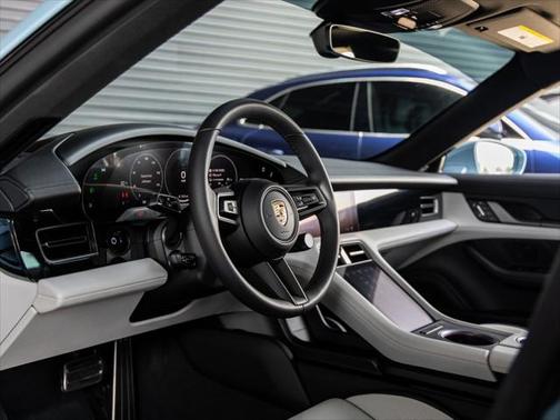 2025 Porsche Taycan 4S