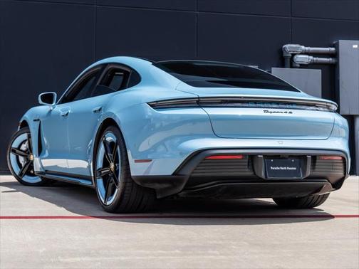 2025 Porsche Taycan 4S
