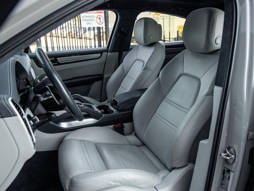 2020 Porsche Cayenne Turbo